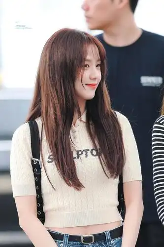 一起床发现墨的机场预览图出了01智秀不声不响的剪了空气刘海!