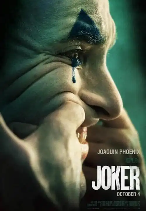 小丑影评这可能不是你期望的丑爷但却是自成一派的小丑