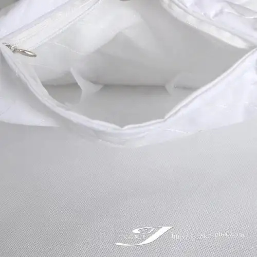 枕芯内置隔条怎么缝