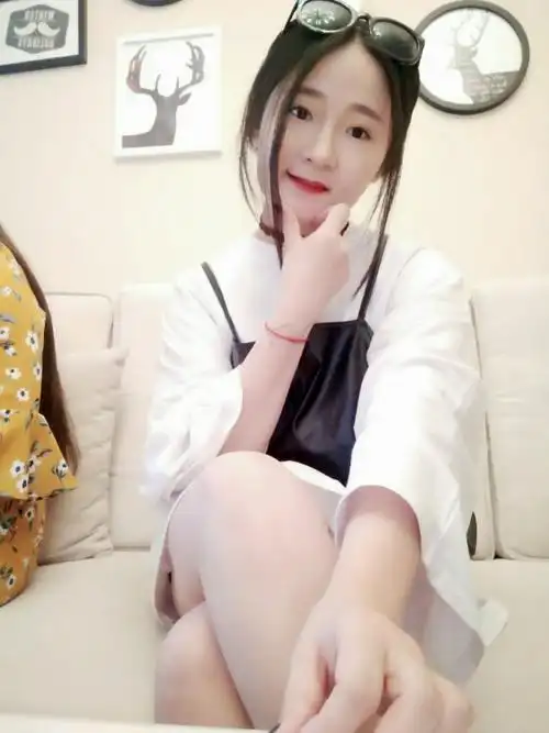 20岁未婚女征婚照片(id:1064449792)_重庆征婚交友_珍爱网