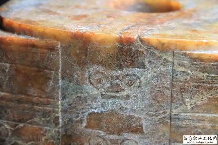 高仿良渚玉琮王