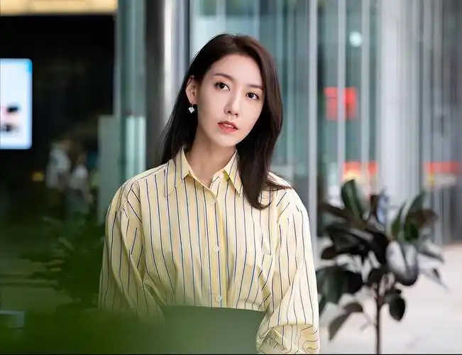 她尝试过各种角色,不拘泥于人物形象的好坏,都能将其刻画得入木三分