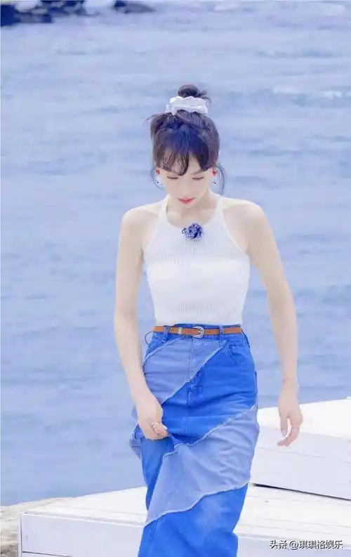 娱乐瓜:杨紫迪丽热巴张艺兴孟子义马天宇关晓彤宋茜_消息_电影