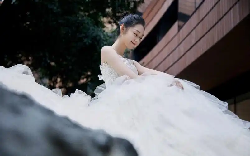 段奥娟性感灵动写真图片