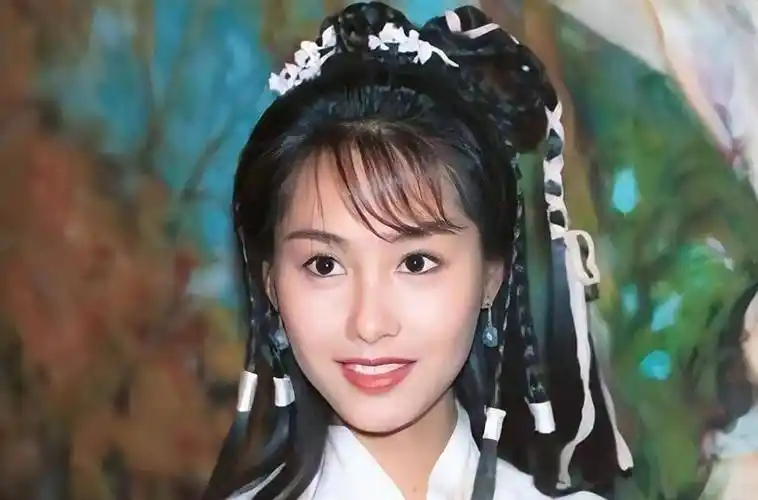 朱茵:符合大众审美的黄蓉,才是美丽的黄蓉_版本_射雕英雄传_米雪