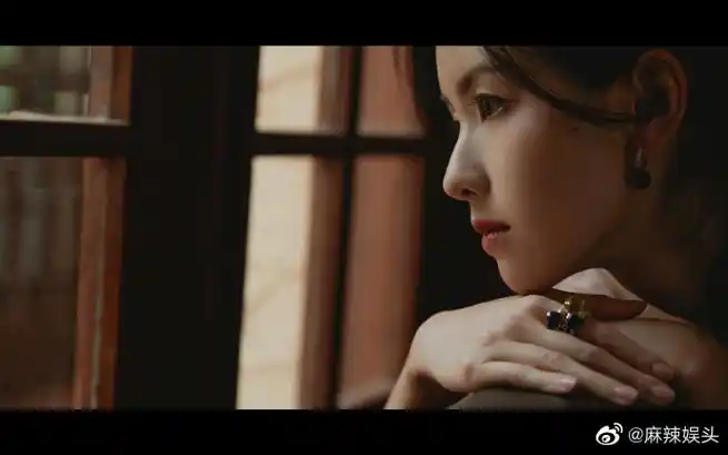 #陈都灵侧脸##陈都灵侧脸轮廓#