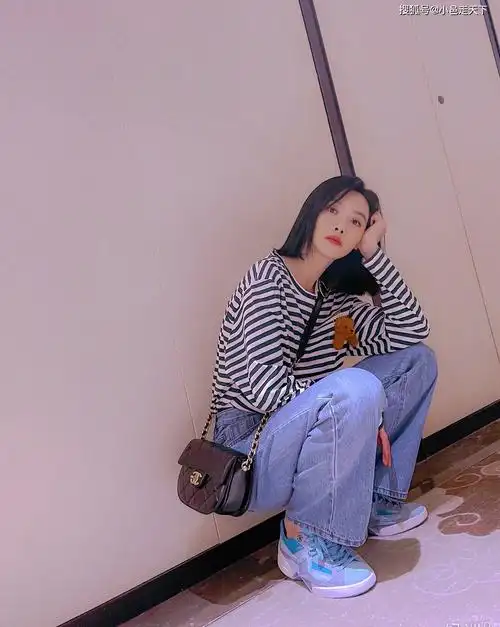 宋茜牛仔裤大长腿修长写真