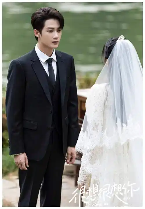 吴磊与檀健次的"为女生撩头发"演绎,差异显现!_林亦扬_莫青_殷果