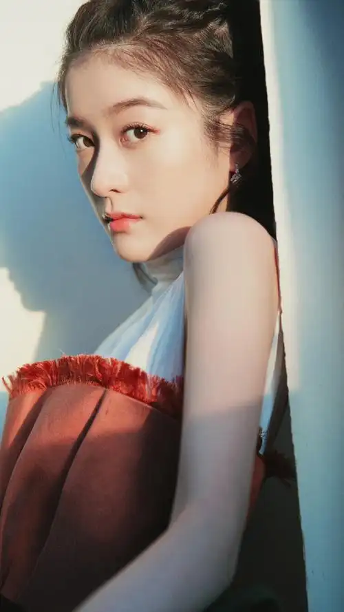 张雪迎可爱俏皮写真手机壁纸