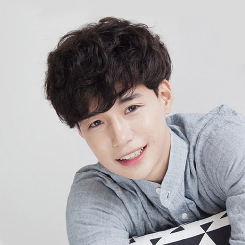 网红短发假发男韩版帅气逼真男生短卷发蓬松自然齐刘海造型假发套