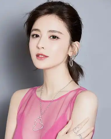 古力娜扎个人资料简介_古力娜扎经纪人