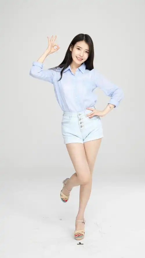 李智恩iu完美身材