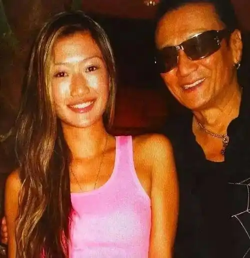 41岁谢霆锋妹妹秘密诞女后近况曝光