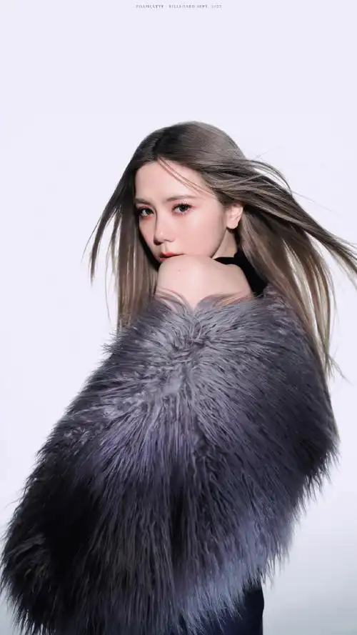 邓紫棋登billboard中国九月封面