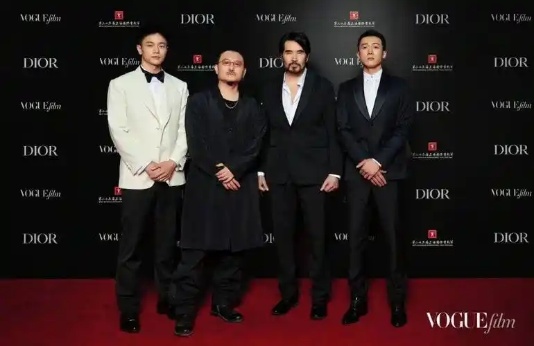 横跨40年迷倒三代人,62岁还能越来越辣_费翔_电影_时候