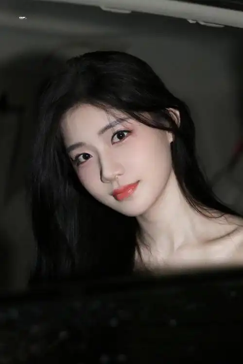 陈意涵estelle超话    383036303837    车窗爱情(馨馨版