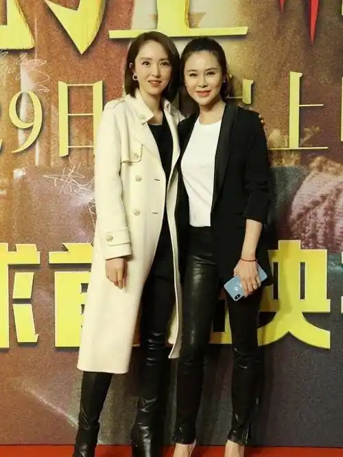 董璇和佟大为老婆关悦罕见同框撞脸像双胞胎都是美人命运不同