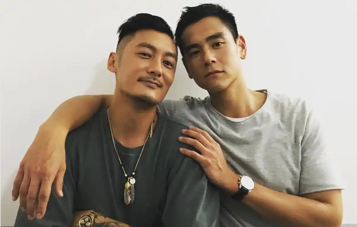 hoolywoodxmadness联名款!并曝彭于晏即将有恋情?