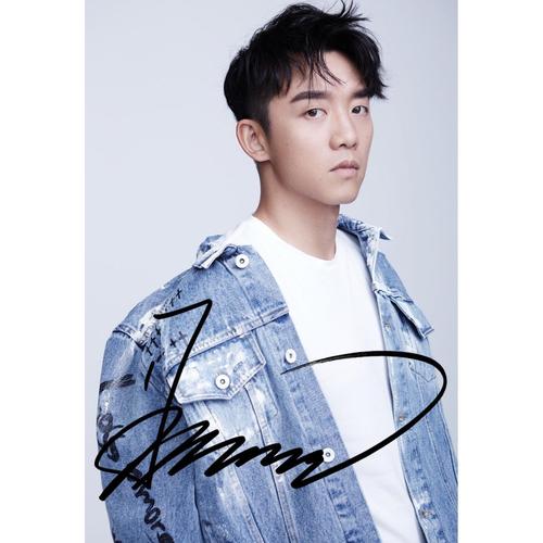 6寸  郑恺     亲笔签名照片新款热门宣传照签名照13 号