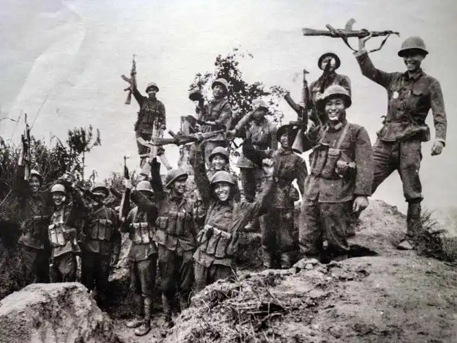 以图片诉说战斗一一来自对越自卫反击战现场图片