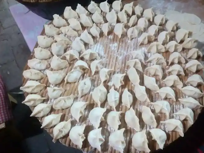 『过年包饺子』