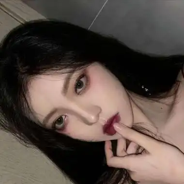 2021最火女生头像干净图片霸气超拽