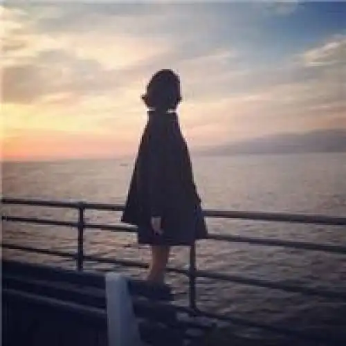 全身侧面头像图片