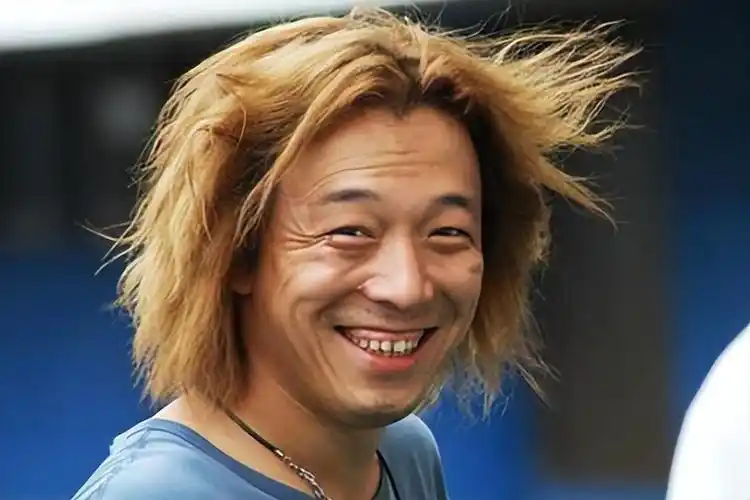 事实证明,接待法国总统的黄渤,已经走上了演员的另一条大道