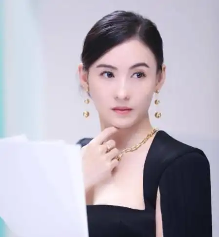 张柏芝艳照门后再有大瓜绯闻男友数不清爆出多人