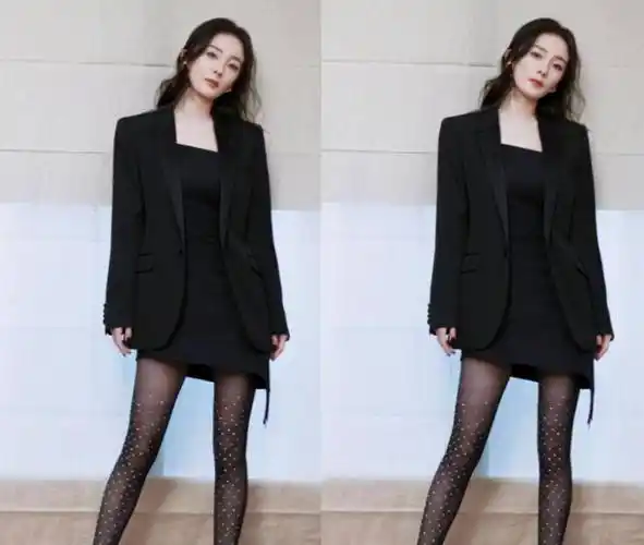 欢迎留言讨论~穿上这条"钻石长袜"后,杨幂的两条大长腿瞬间显形,笔直