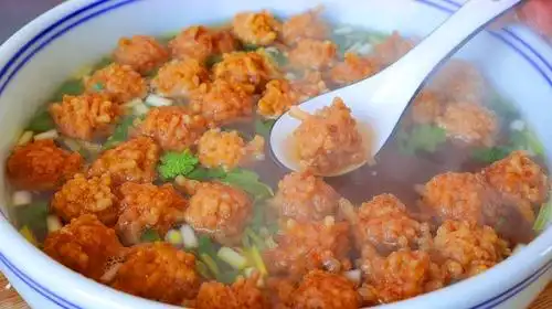 酸汤丸子汤怎么做更美味