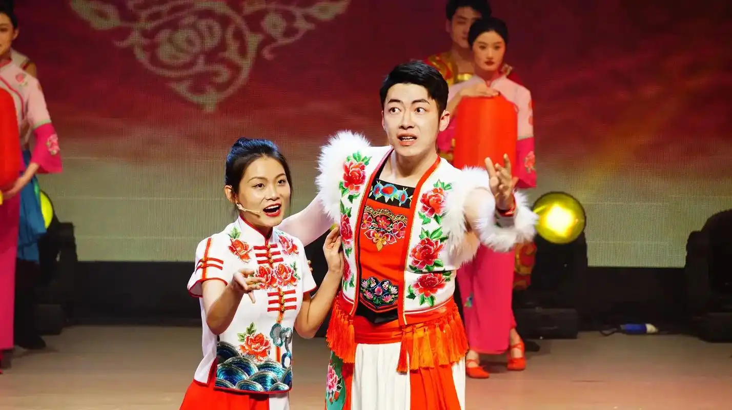 #民族特色民族文化 ,二人台也是我喜欢的专业,他的乡土气息扑 - 抖音