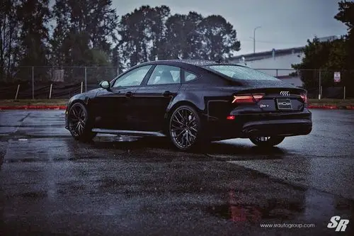 黑武士奥迪rs7全新体验男人的大玩具