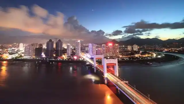 浙江省温州市龙港市成立的本质并非撤镇设市,而是从县分出县级市