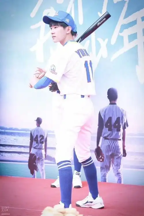 易烊千玺成为奥林匹克之友