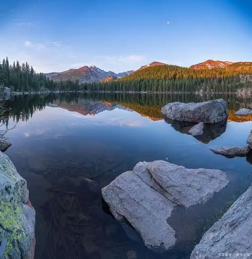 月亮湖风景区在哪里