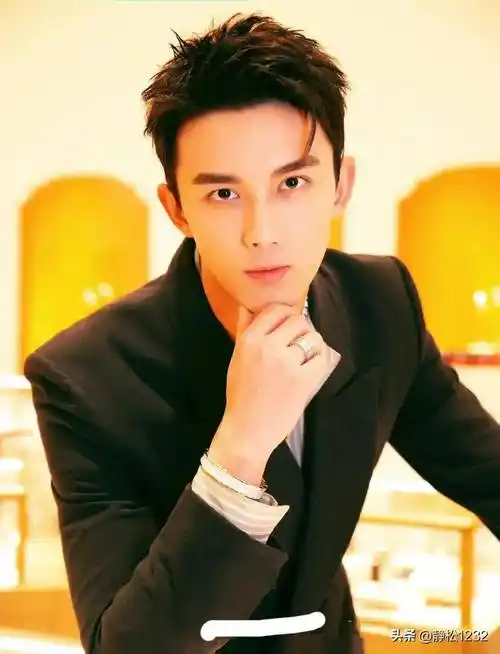 又酷又a的顶级美男邓为20王一博13陈星旭12杨洋第5刘学义第2