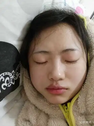 不开滤镜和美颜,不要粉底的纯素颜女生会有多好看?