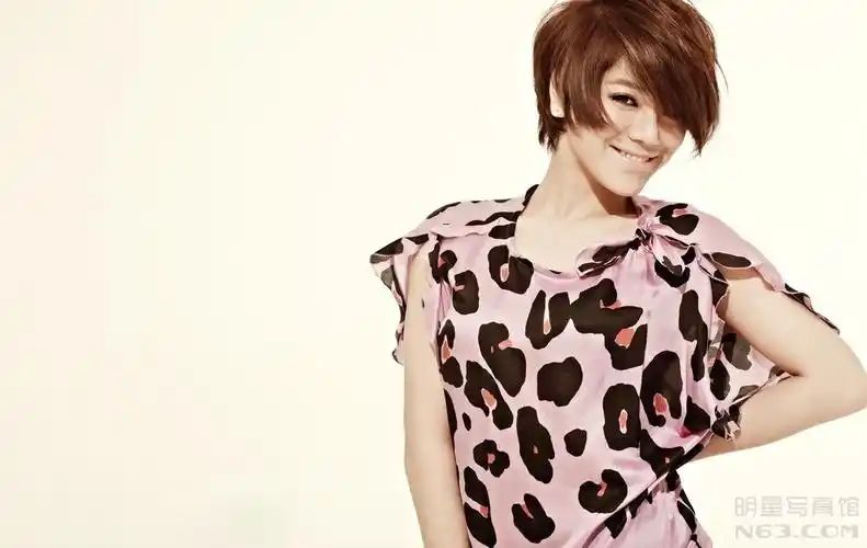 江映蓉写真图片-自制1024x1280壁纸.高清大图-明星写真馆n63.com