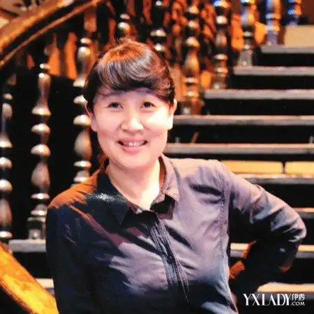 梁冠华老婆成北京知名导演执导过多部电影人气很高