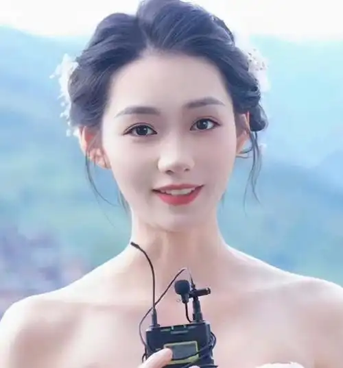 段奥娟骨感身材引发撞脸争议