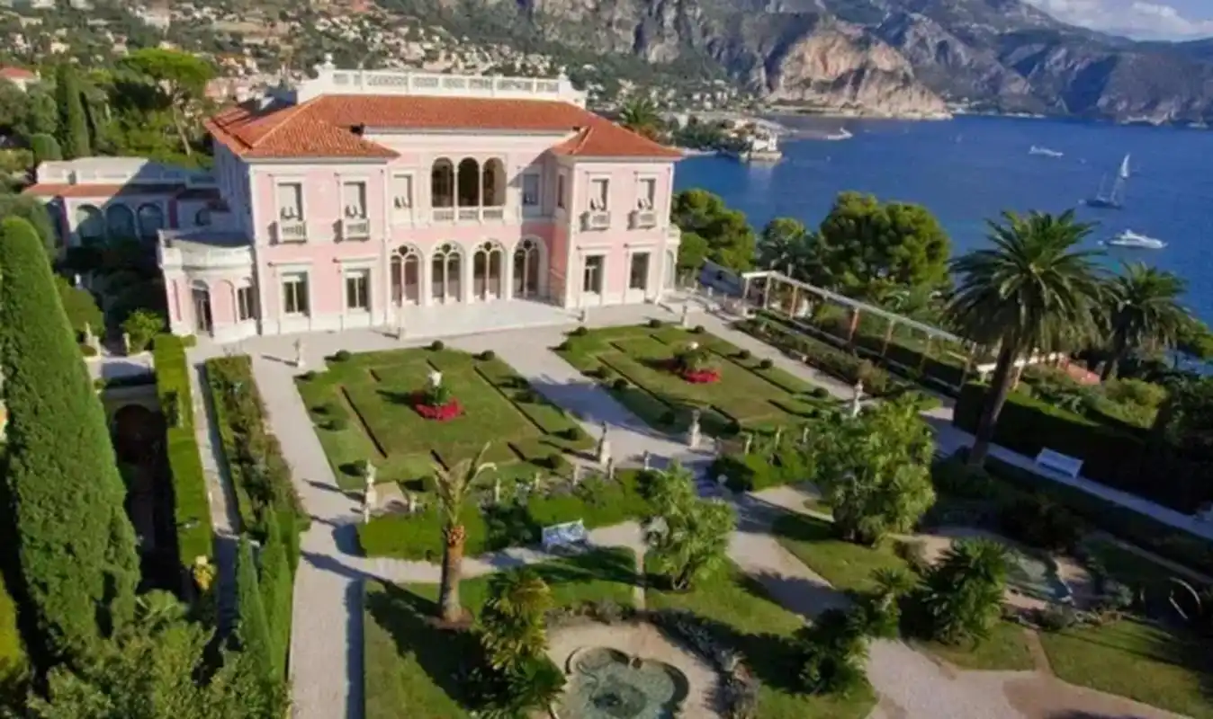 盘点全球顶级豪宅 "雪松之屋"豪华别墅 "雪松之屋"villa les cedres