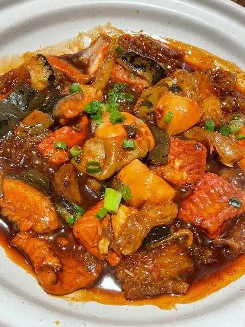 青岛海鲜美食吕氏花园餐厅焗小鲜