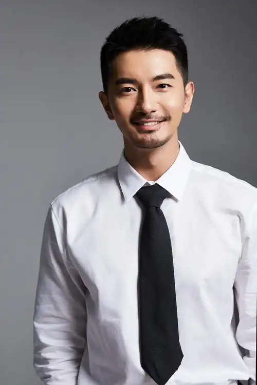 p>刘潮(ryan,      ),1989年5月25日出生于北京市,中国内地影视男