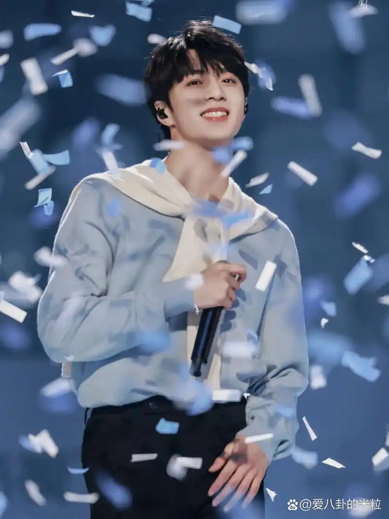 刘耀文个人资料   字丑勿喷