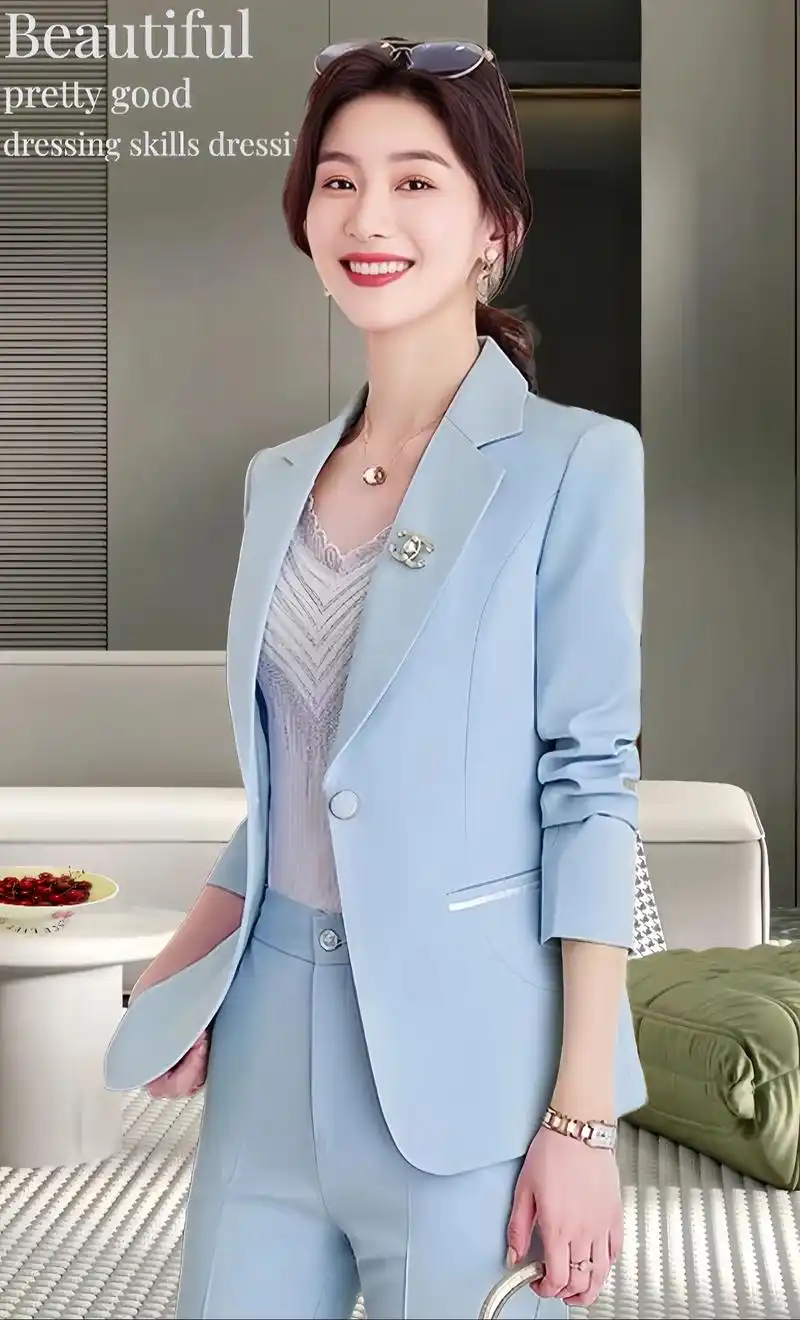 一款低调又很引人注目的西装!