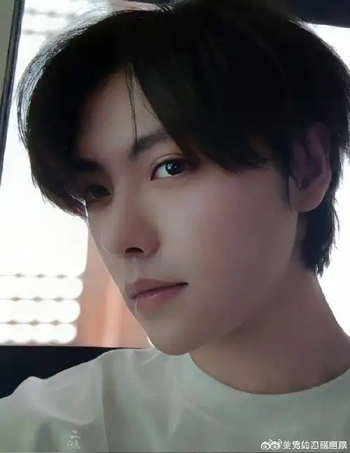 肖宇梁超话xyl#肖宇梁清冷贵公子#xyl#肖宇梁未来可