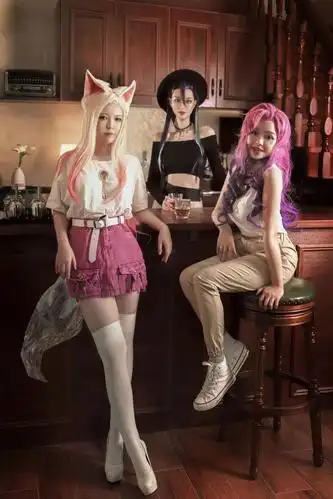 kda女团cosplay,阿狸,卡莎,萨勒芬妮性感出镜
