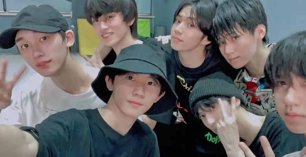 马嘉祺c位,宋亚轩治愈系笑容,期待少年们的新舞台_丁程鑫_训练_照片