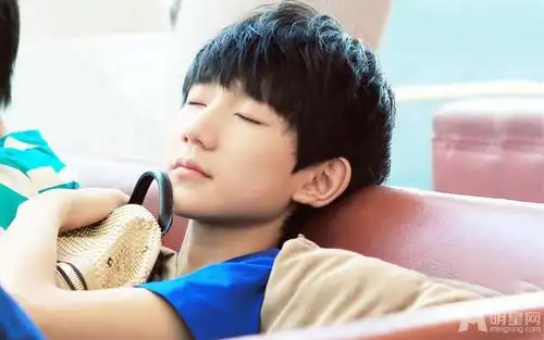 tfboys王源帅气写真 呆萌可爱 tfboys图片王源图片